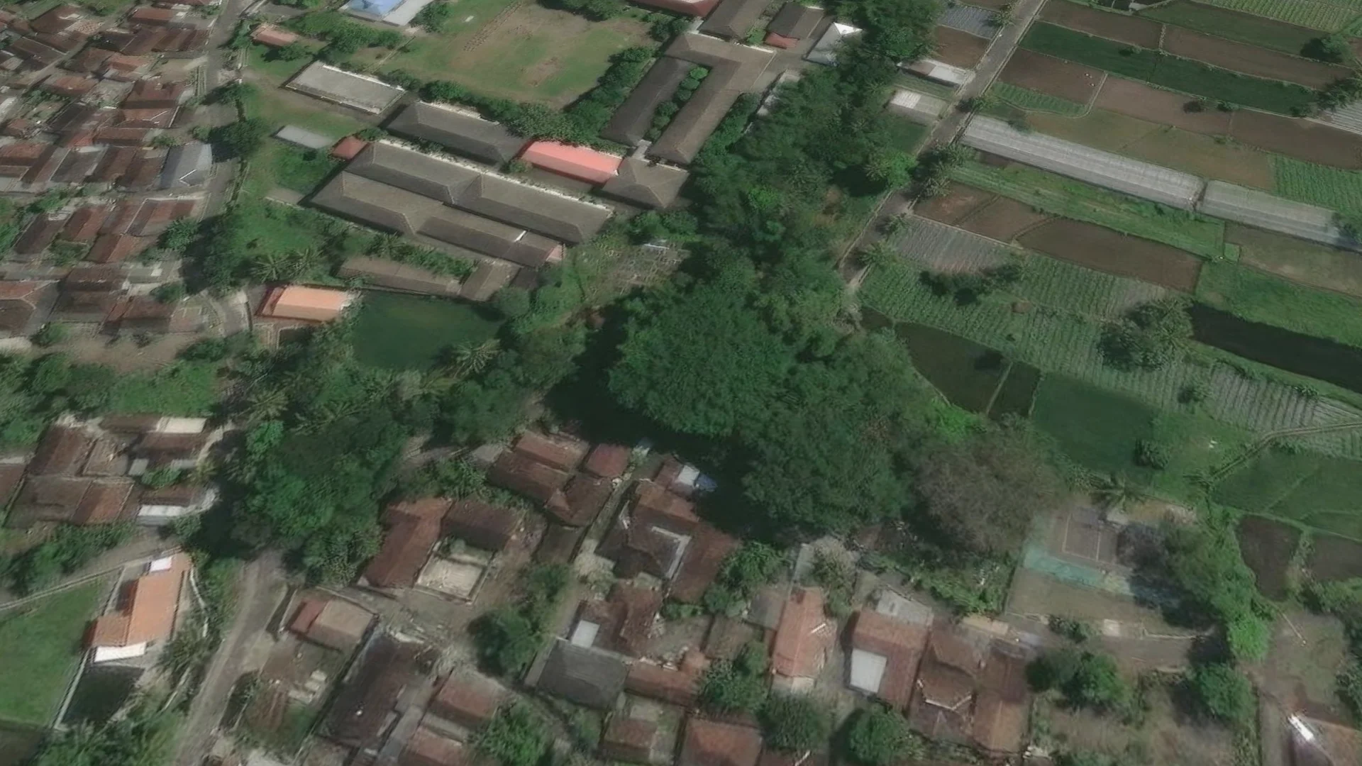 Citra satelit area Makam Sasono Tunggal, tempat Mbah Kyai Wukir bersemayam